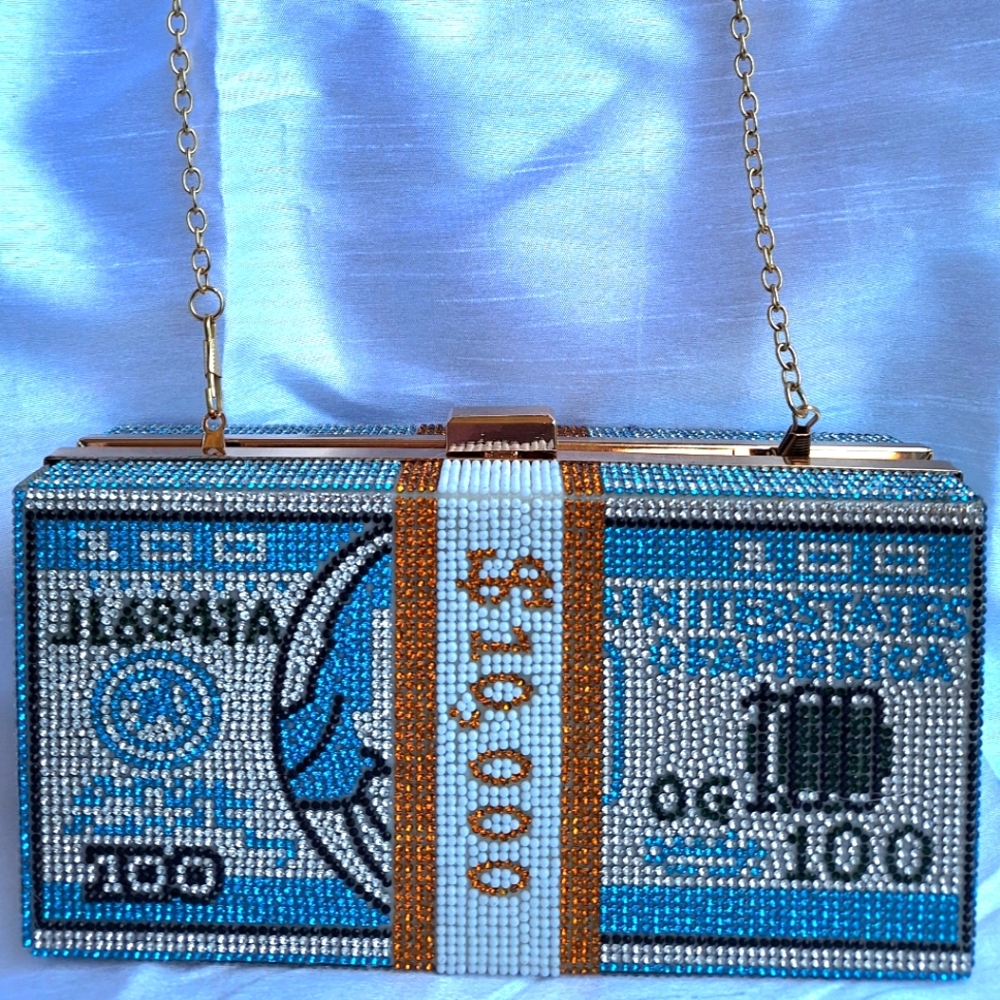 CALEESA Rinestones Dollar clutch. L Blue.
